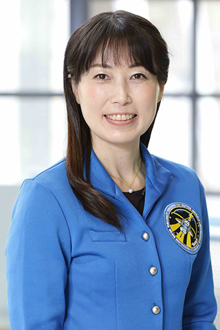 山崎直子　Naoko Yamazaki